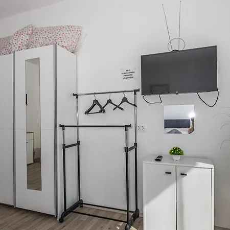 Pensionat Dvokrevetna Soba Lela Crikvenica