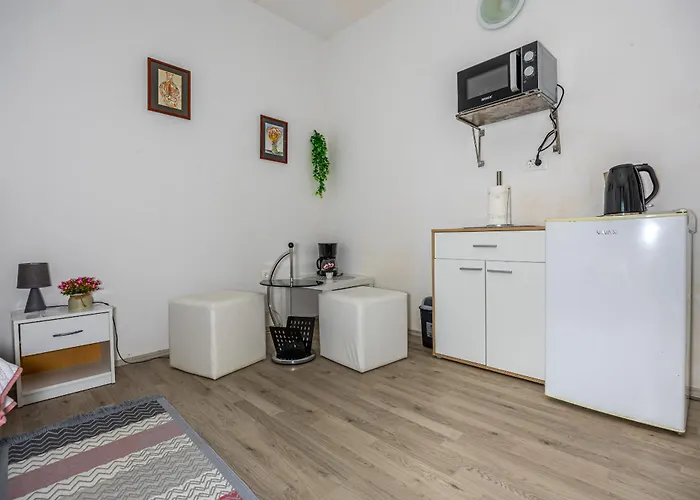 Dvokrevetna Soba Lela