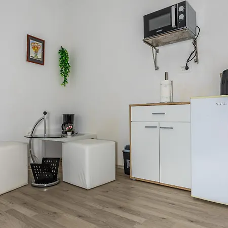 Dvokrevetna Soba Lela